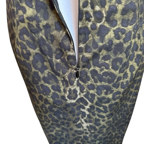Ann Taylor Cheetah Print Sheath Dress Size 6 - Picture 7 of 17